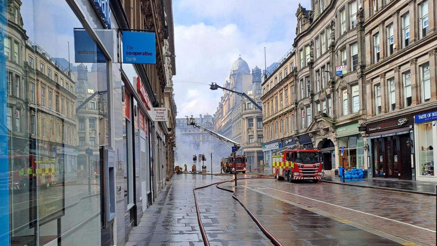 two fire appliances on union street glasgow